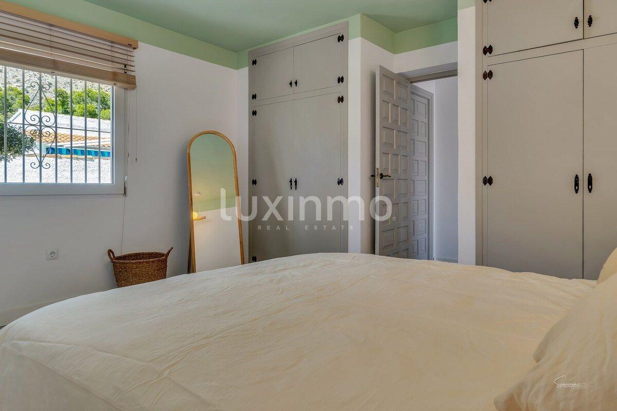 Chalet for Rent in Altea