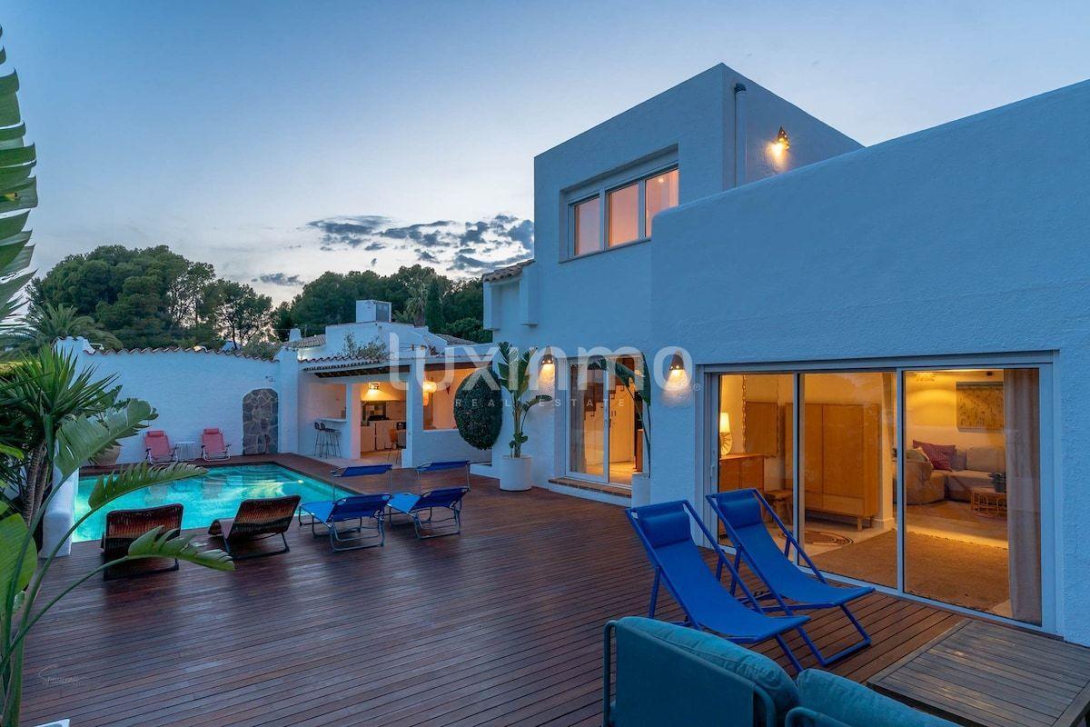 Chalet for Rent in Altea