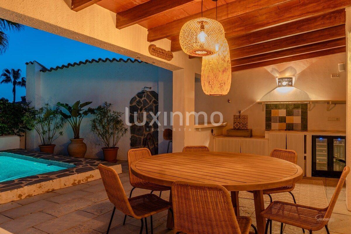 Chalet for Rent in Altea