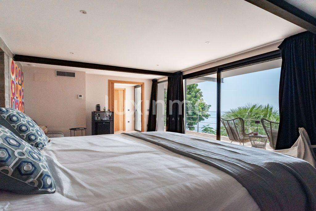 Chalet for Sale in Altea