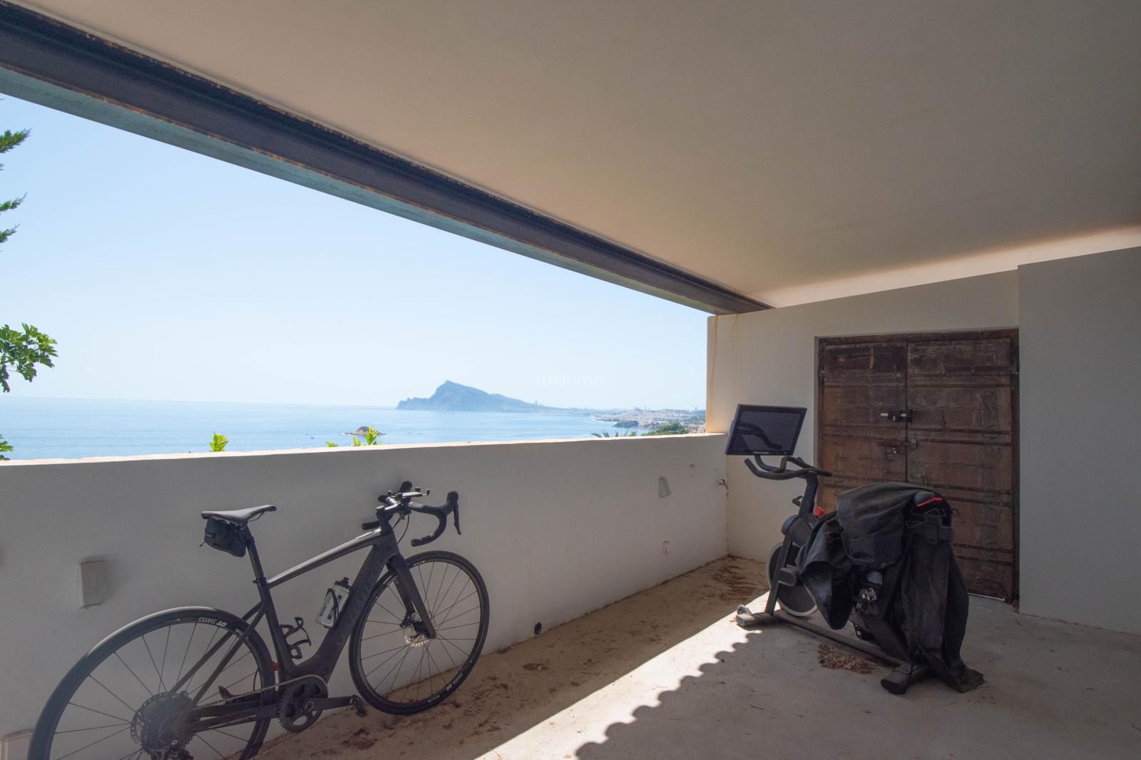 Chalet for Sale in Altea