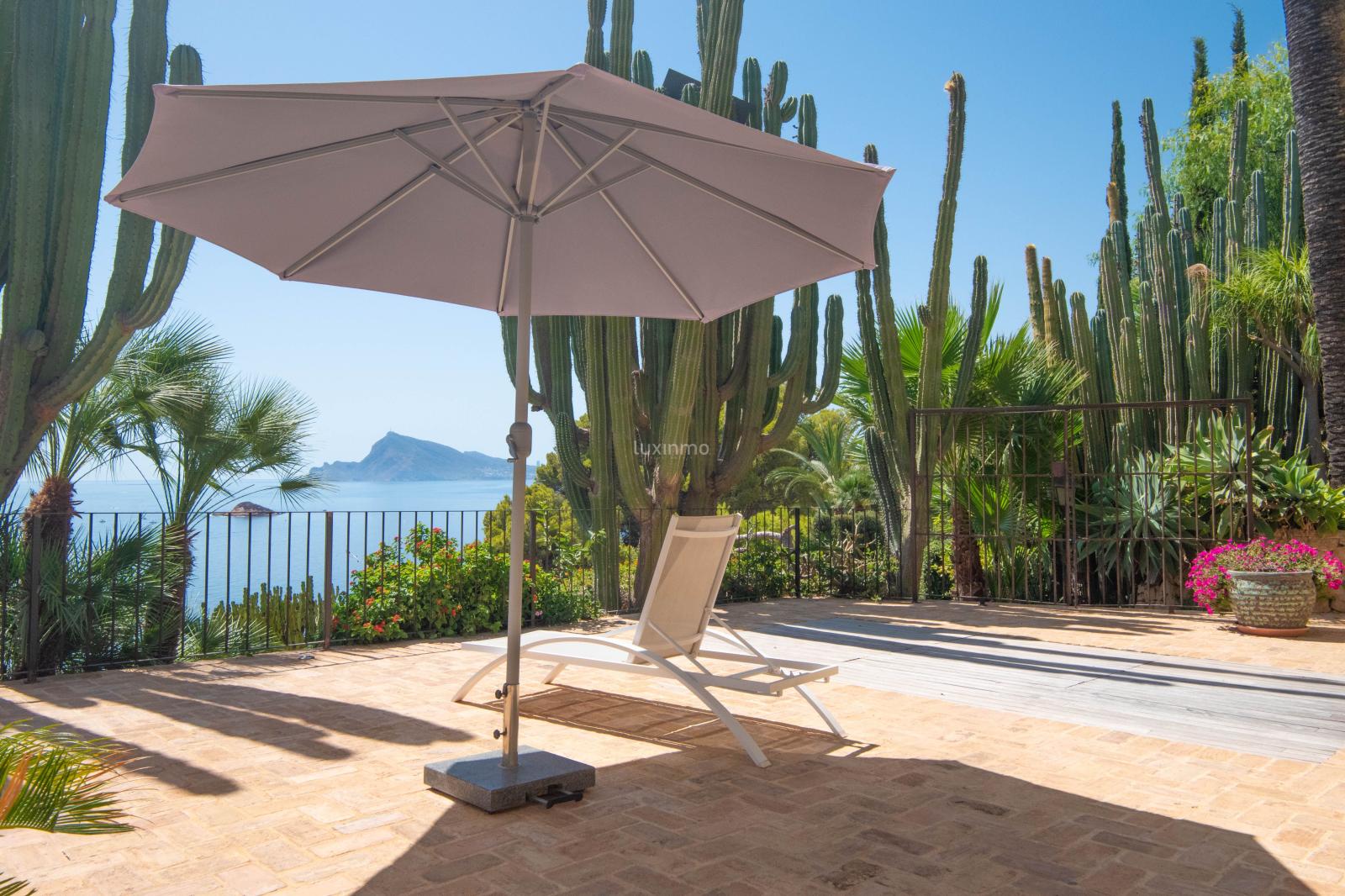 Chalet for Sale in Altea