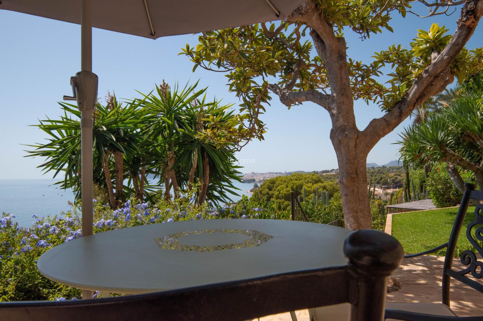 Chalet for Sale in Altea