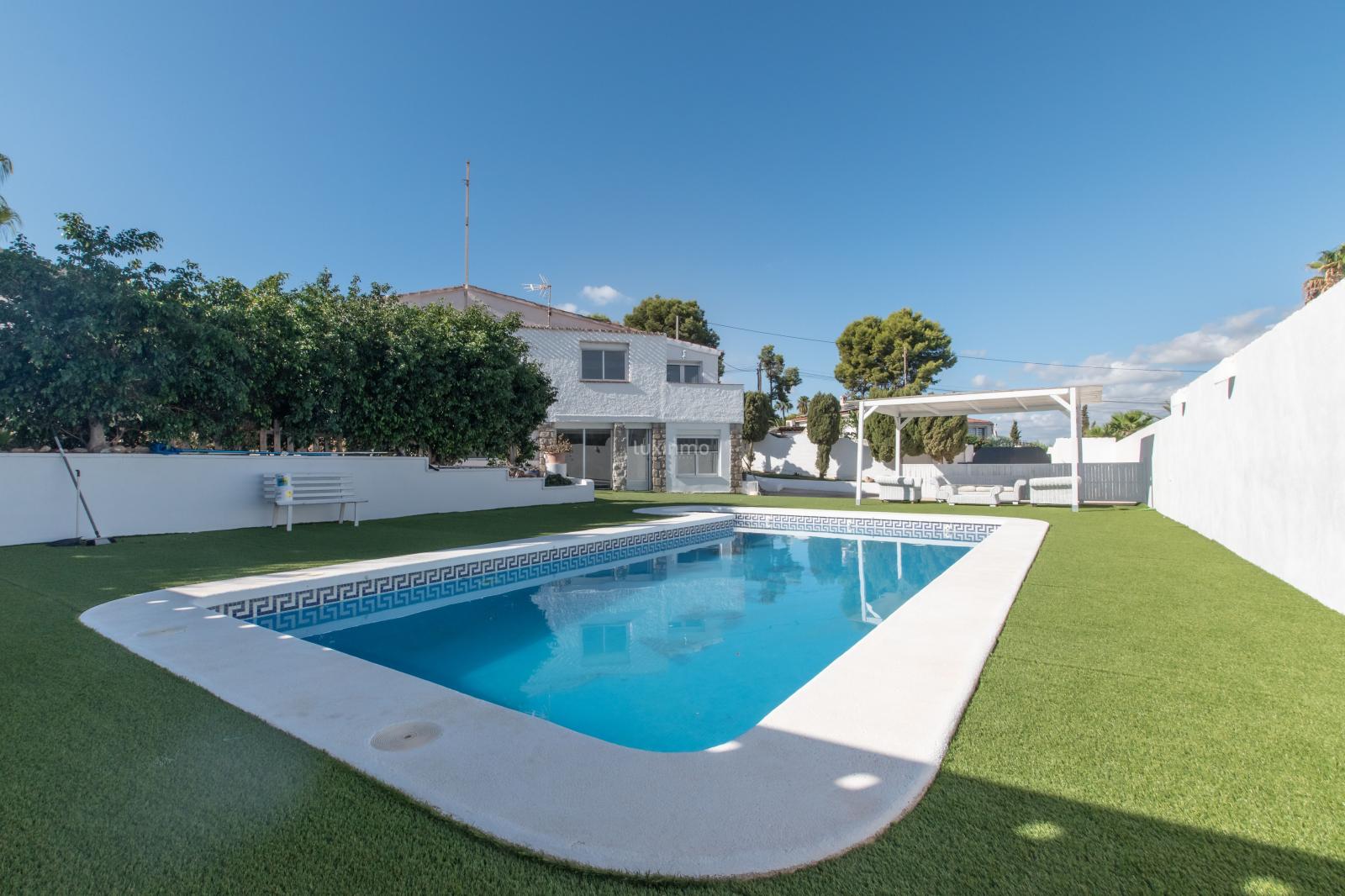 Chalet for Rent in Alfaz del Pi