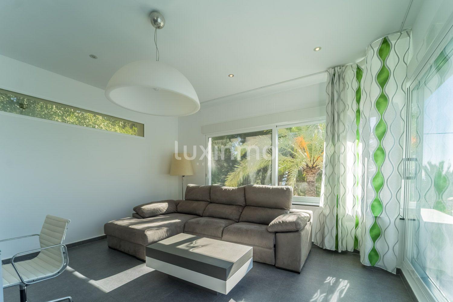 Chalet for Sale in Altea