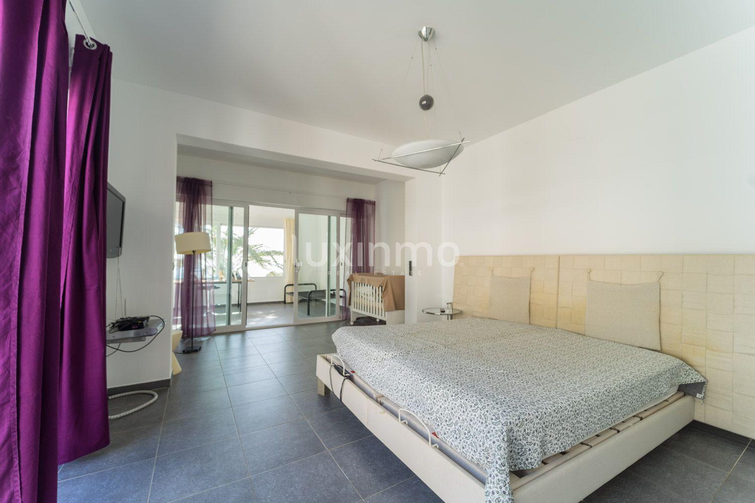 Chalet for Sale in Altea