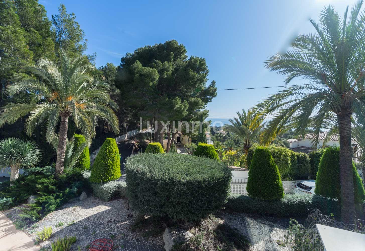 Chalet for Sale in Altea