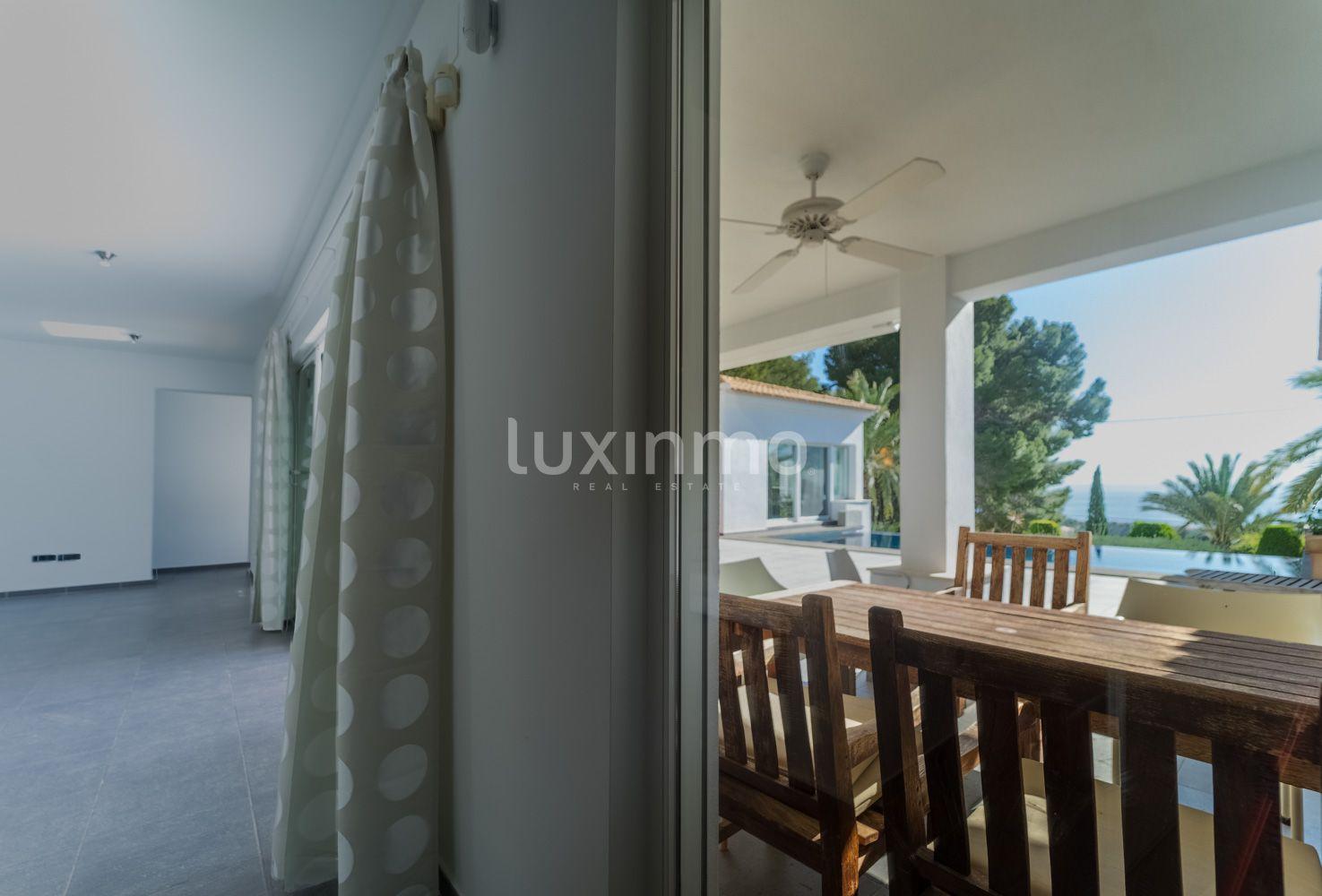 Chalet for Sale in Altea