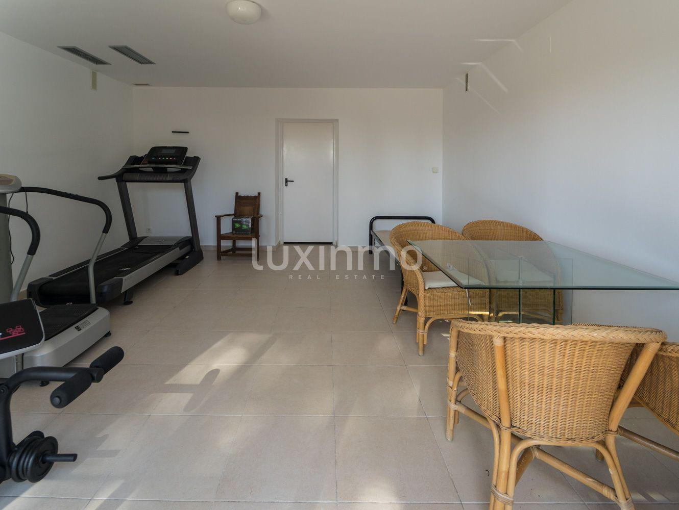 Chalet for Sale in Altea