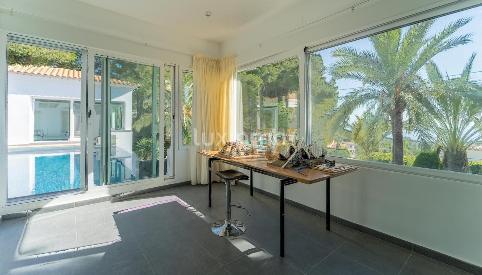 Chalet for Sale in Altea