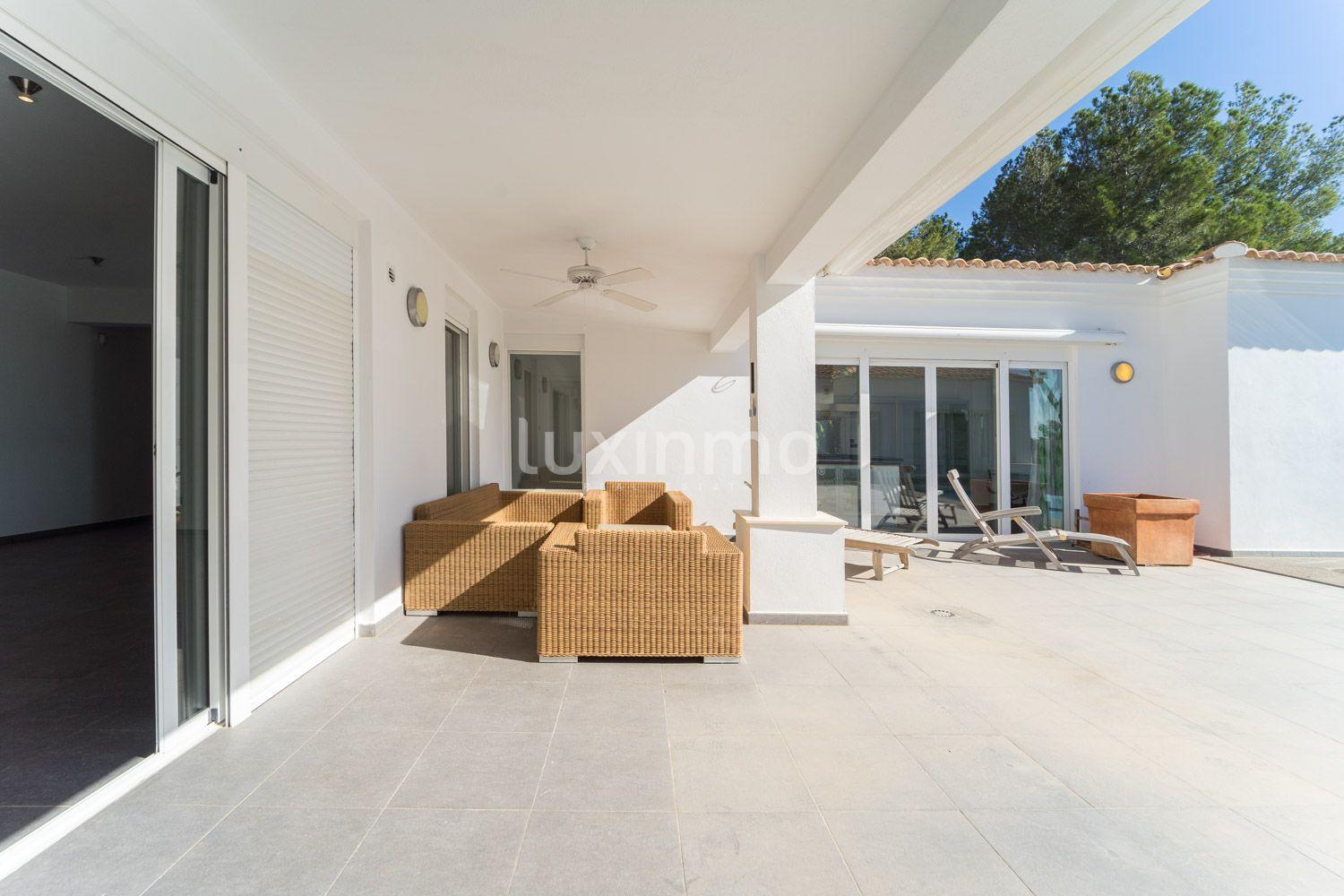 Chalet for Sale in Altea