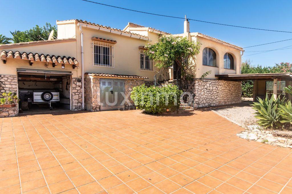 Chalet en Venta en Dénia
