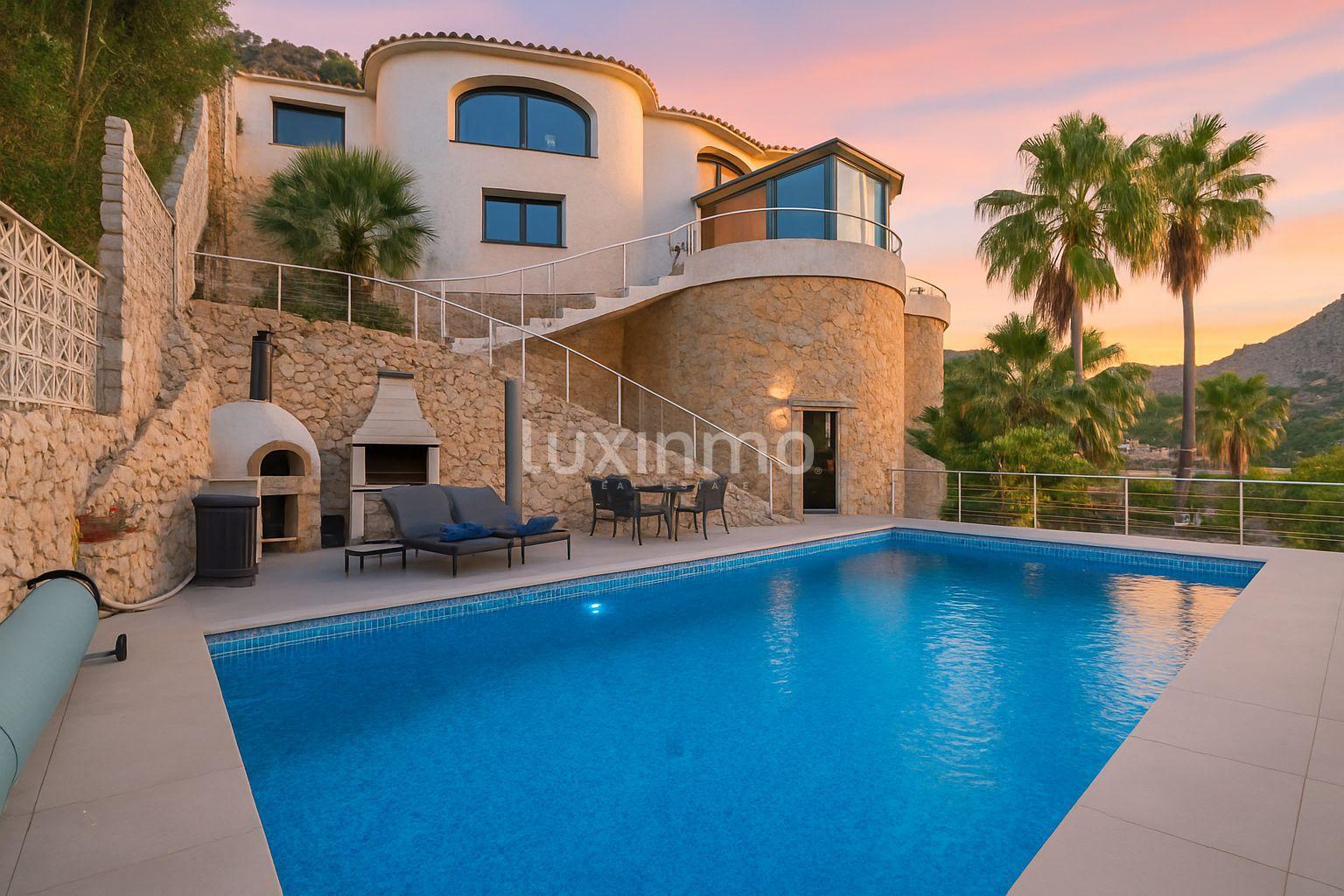 Chalet for Sale in Calpe