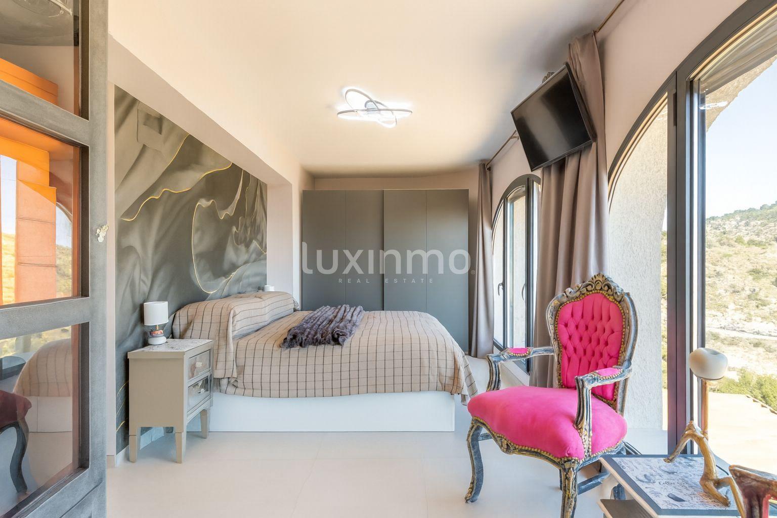 Chalet for Sale in Calpe
