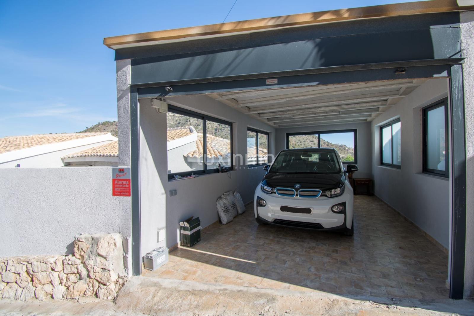 Chalet for Sale in Calpe