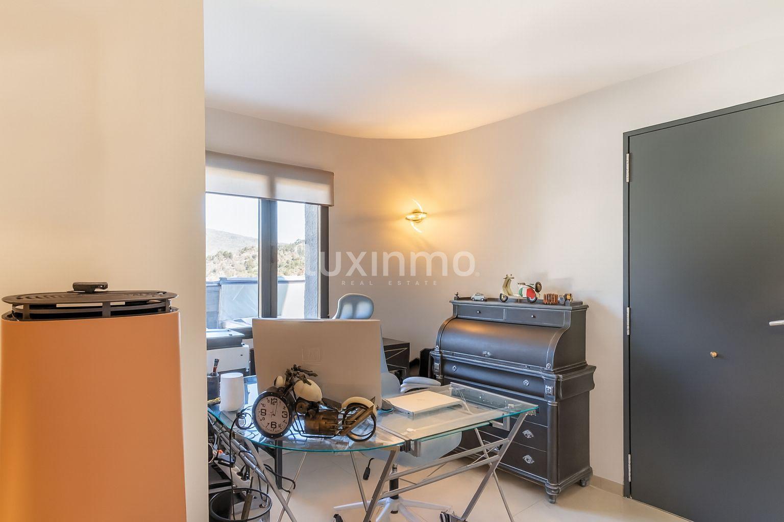 Chalet for Sale in Calpe