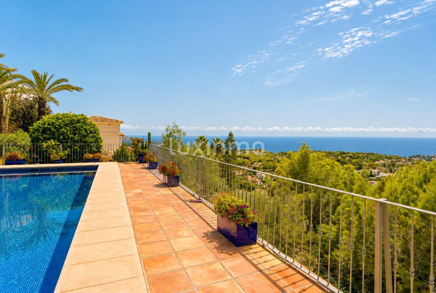Chalet for Sale in Benissa