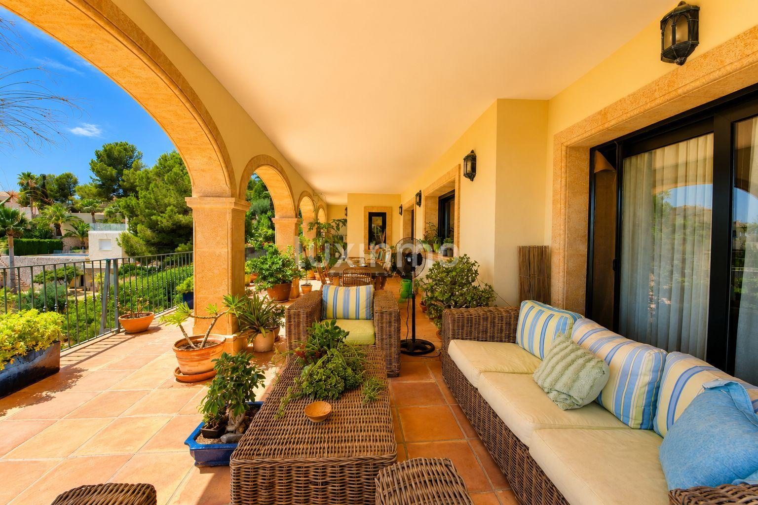 Chalet for Sale in Benissa