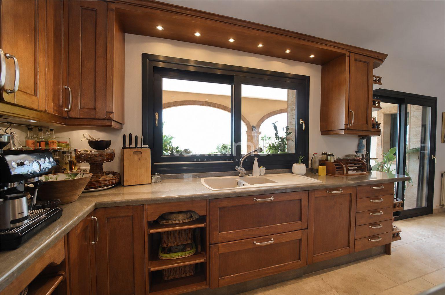 Chalet for Sale in Benissa