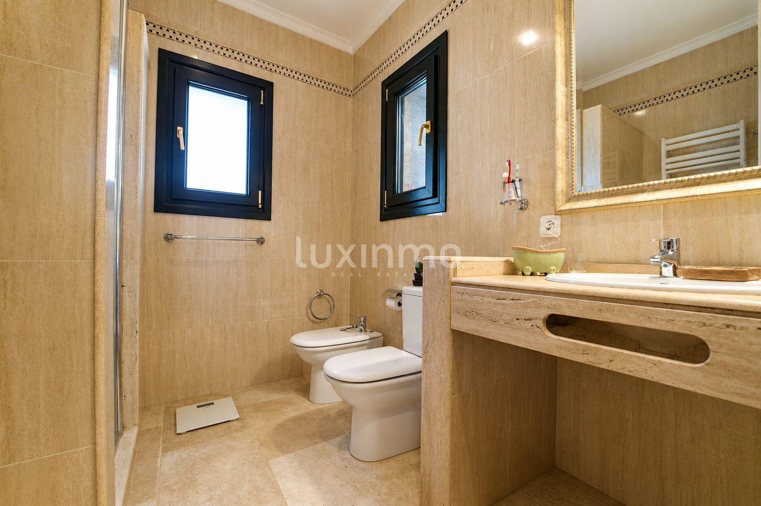 Chalet for Sale in Benissa