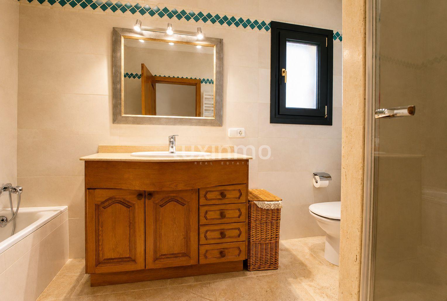 Chalet for Sale in Benissa