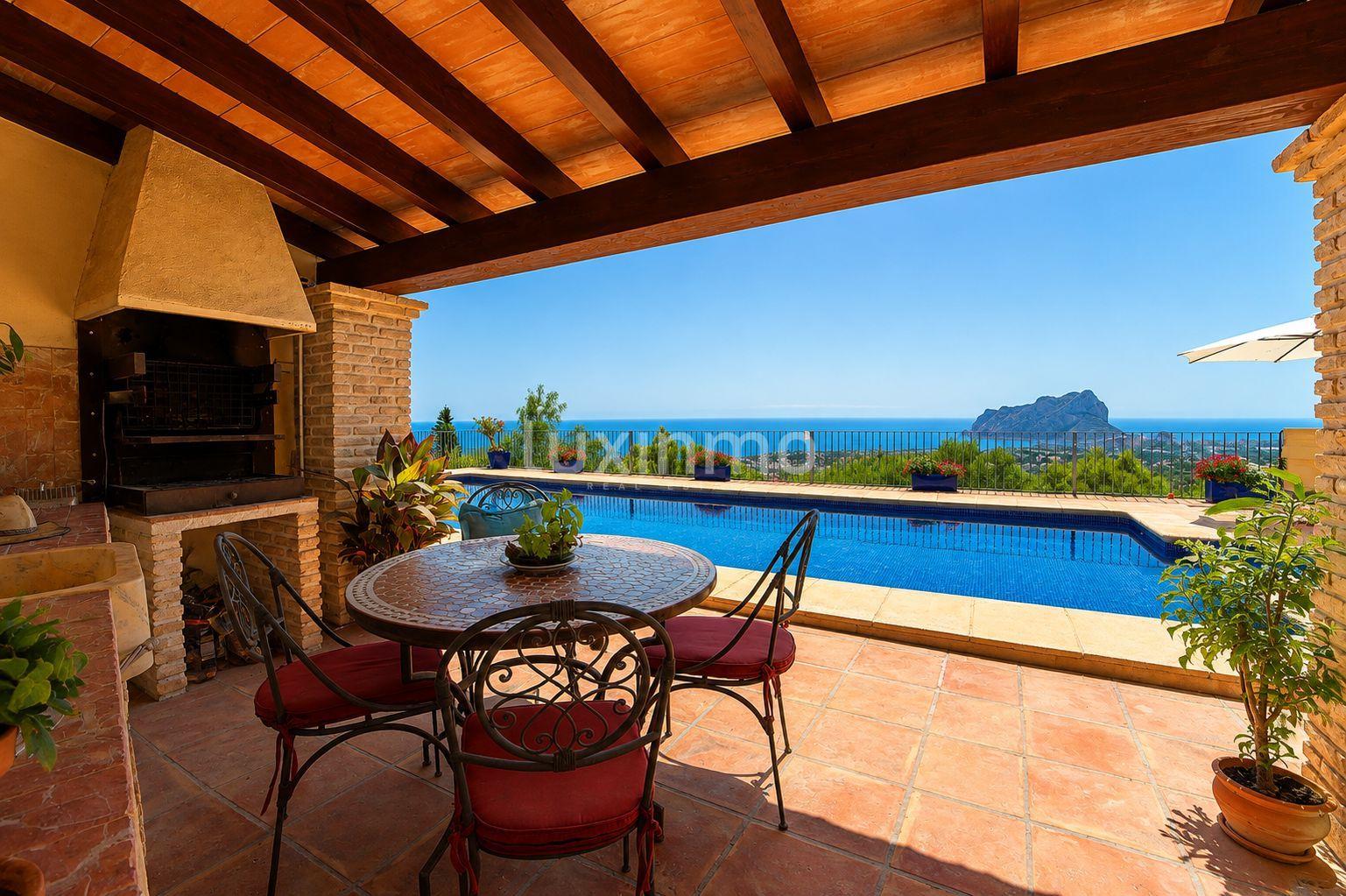 Chalet for Sale in Benissa