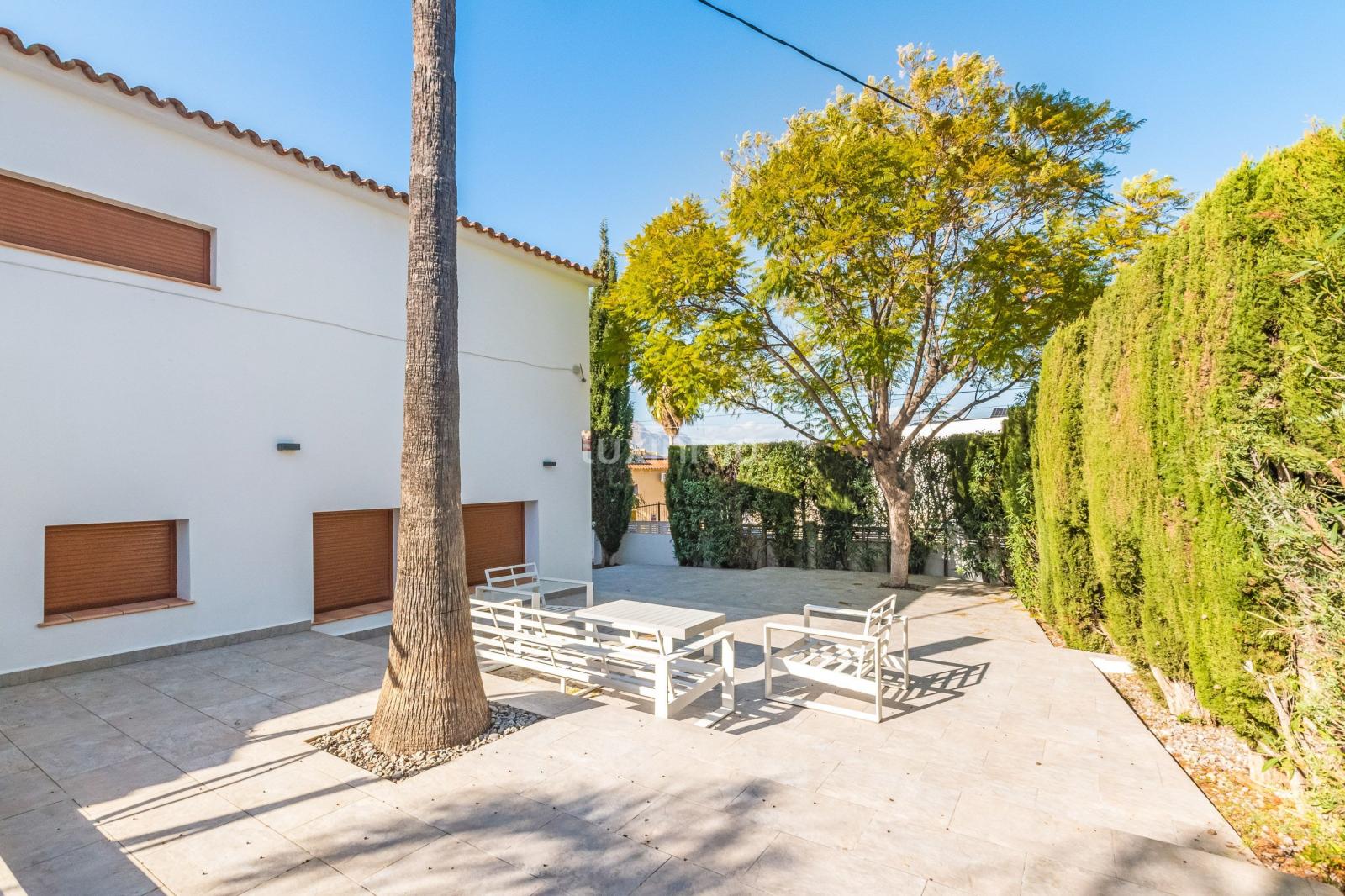 Chalet for Rent in Alfaz del Pi