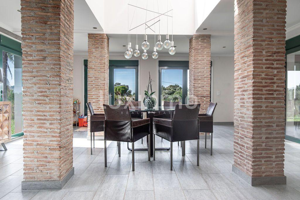 Chalet for Sale in Pedreguer