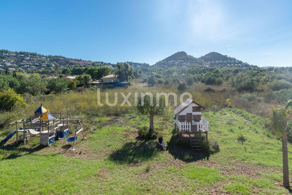Chalet for Sale in Pedreguer