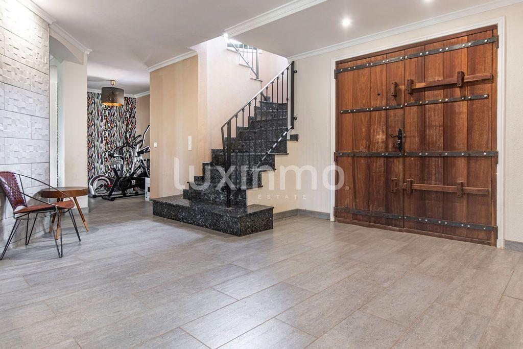 Chalet for Sale in Pedreguer