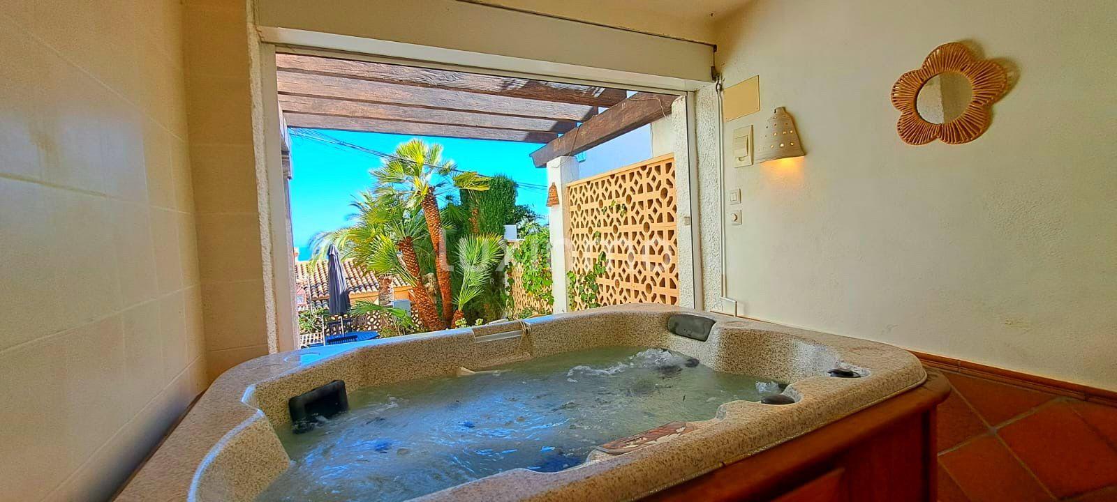 Chalet for Rent in Teulada