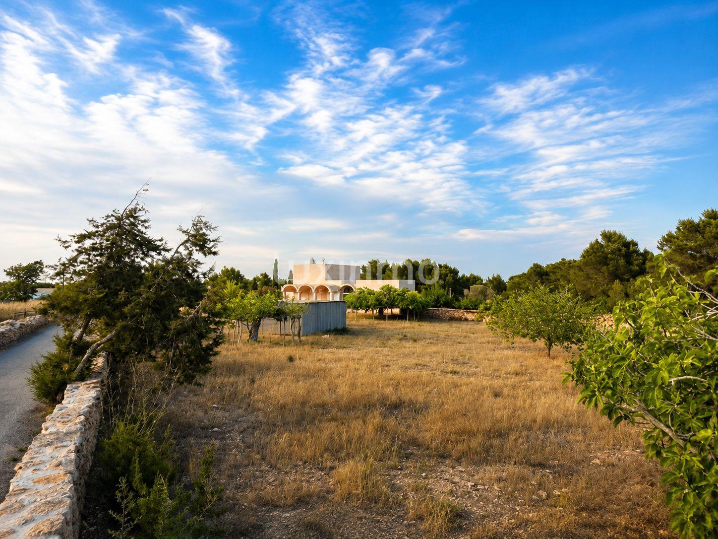 Chalet for Sale in Formentera