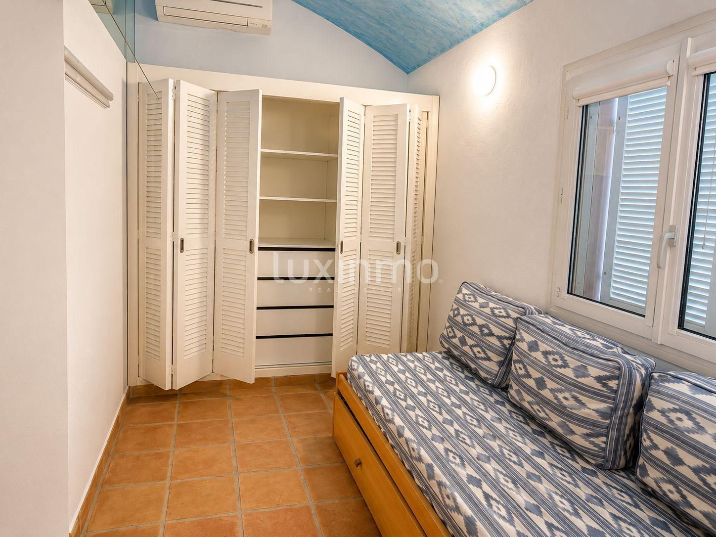 Chalet for Sale in Formentera