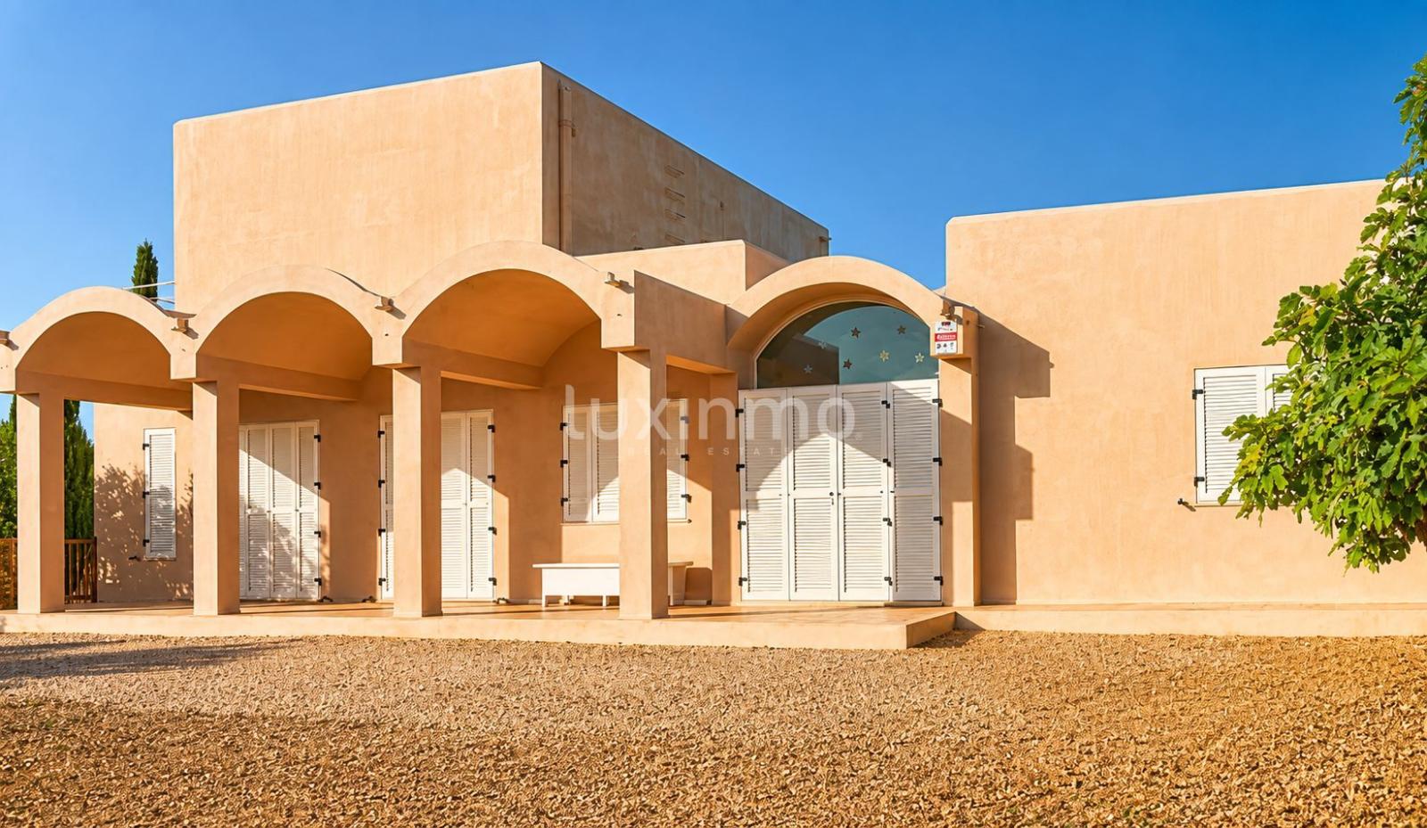 Chalet for Sale in Formentera