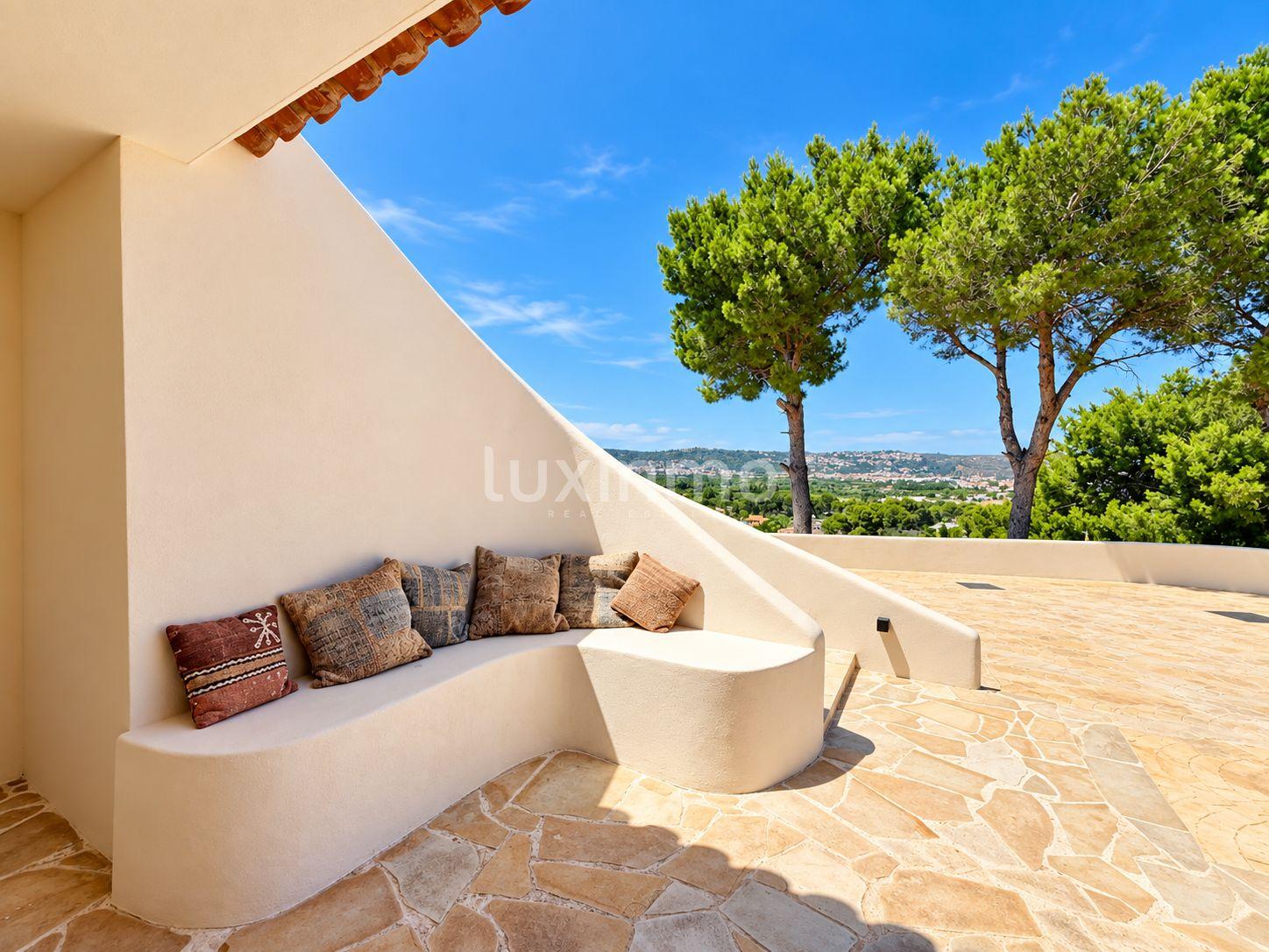 Chalet for Sale in Jávea