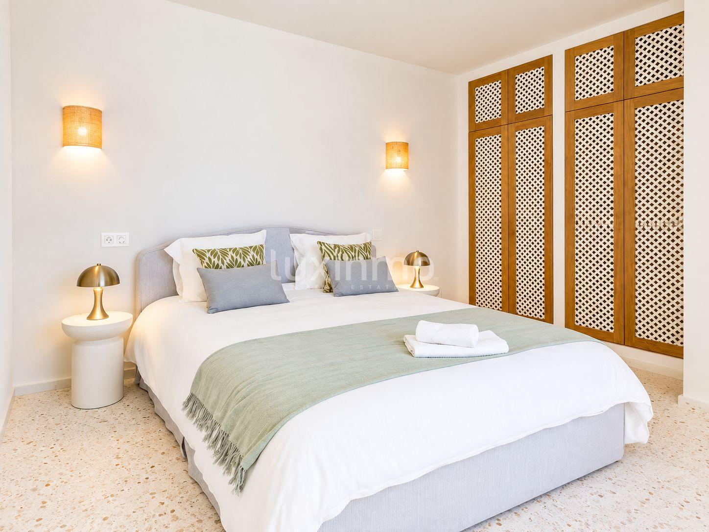 Chalet for Sale in Jávea