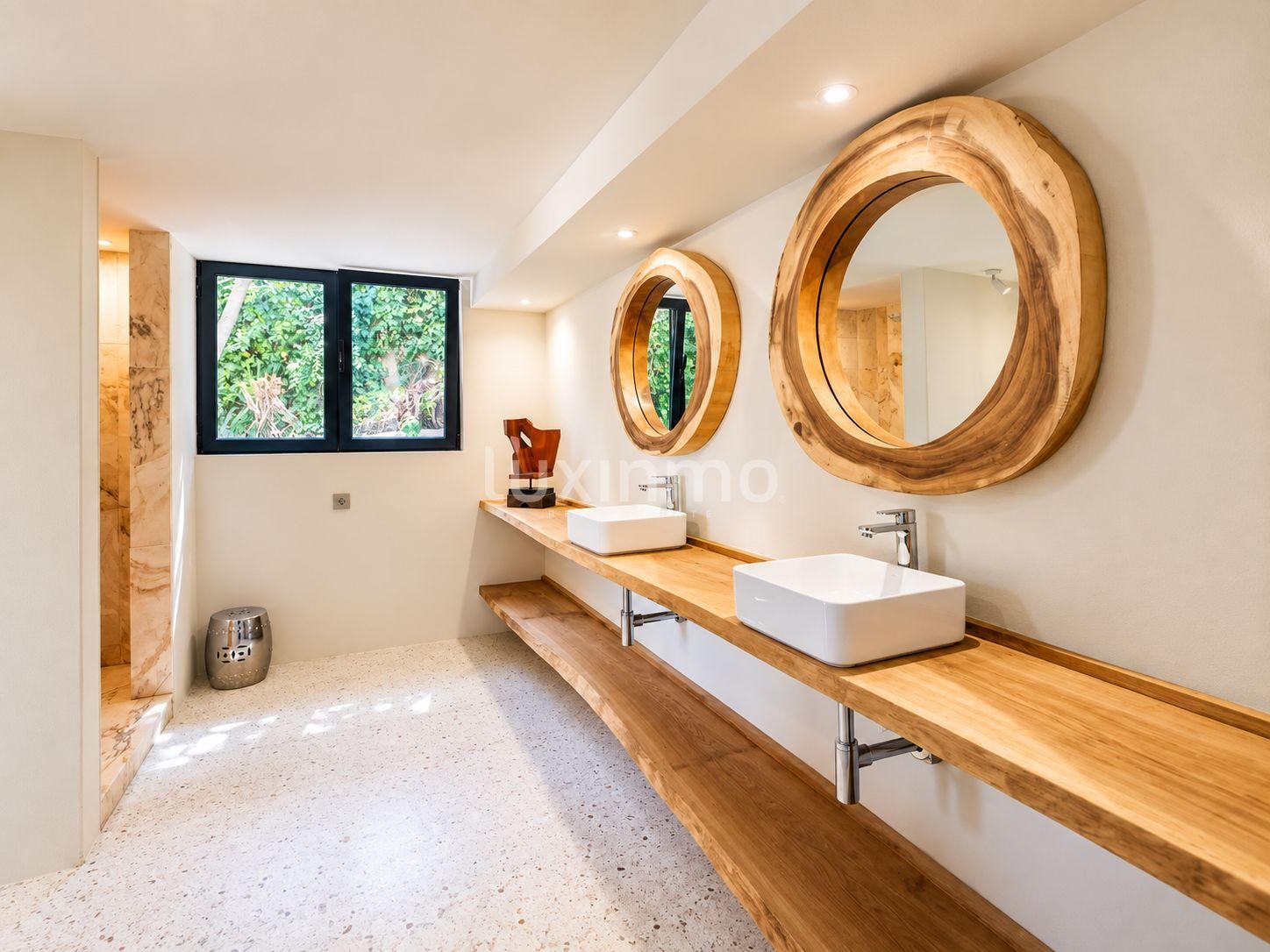 Chalet for Sale in Jávea