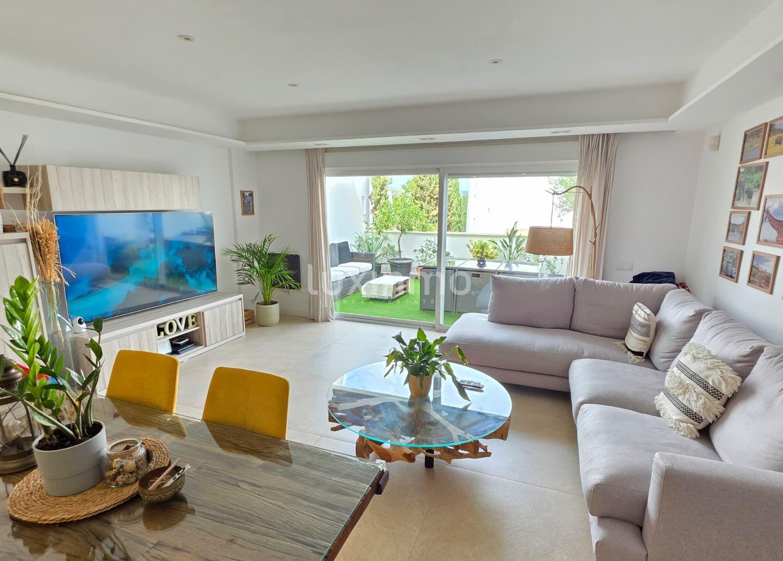 Chalet for Sale in Santa Eulalia del Río