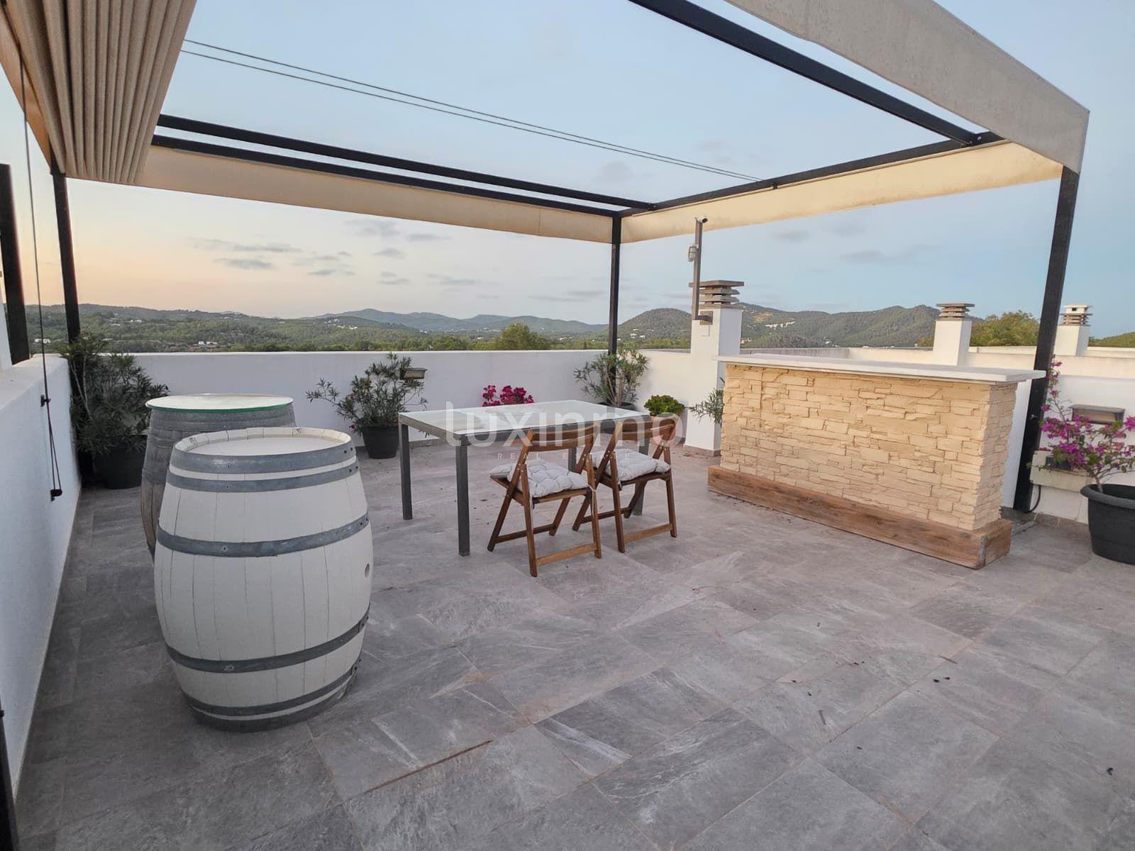 Chalet for Sale in Santa Eulalia del Río