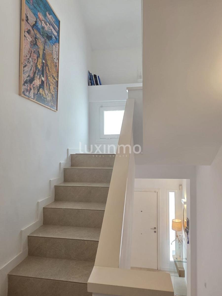 Chalet for Sale in Santa Eulalia del Río