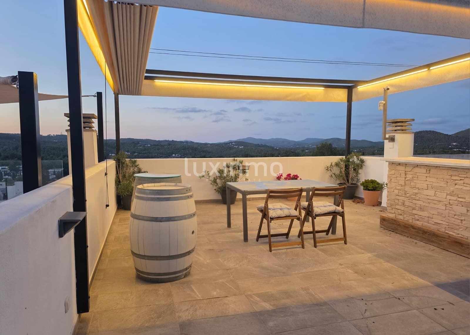 Chalet for Sale in Santa Eulalia del Río