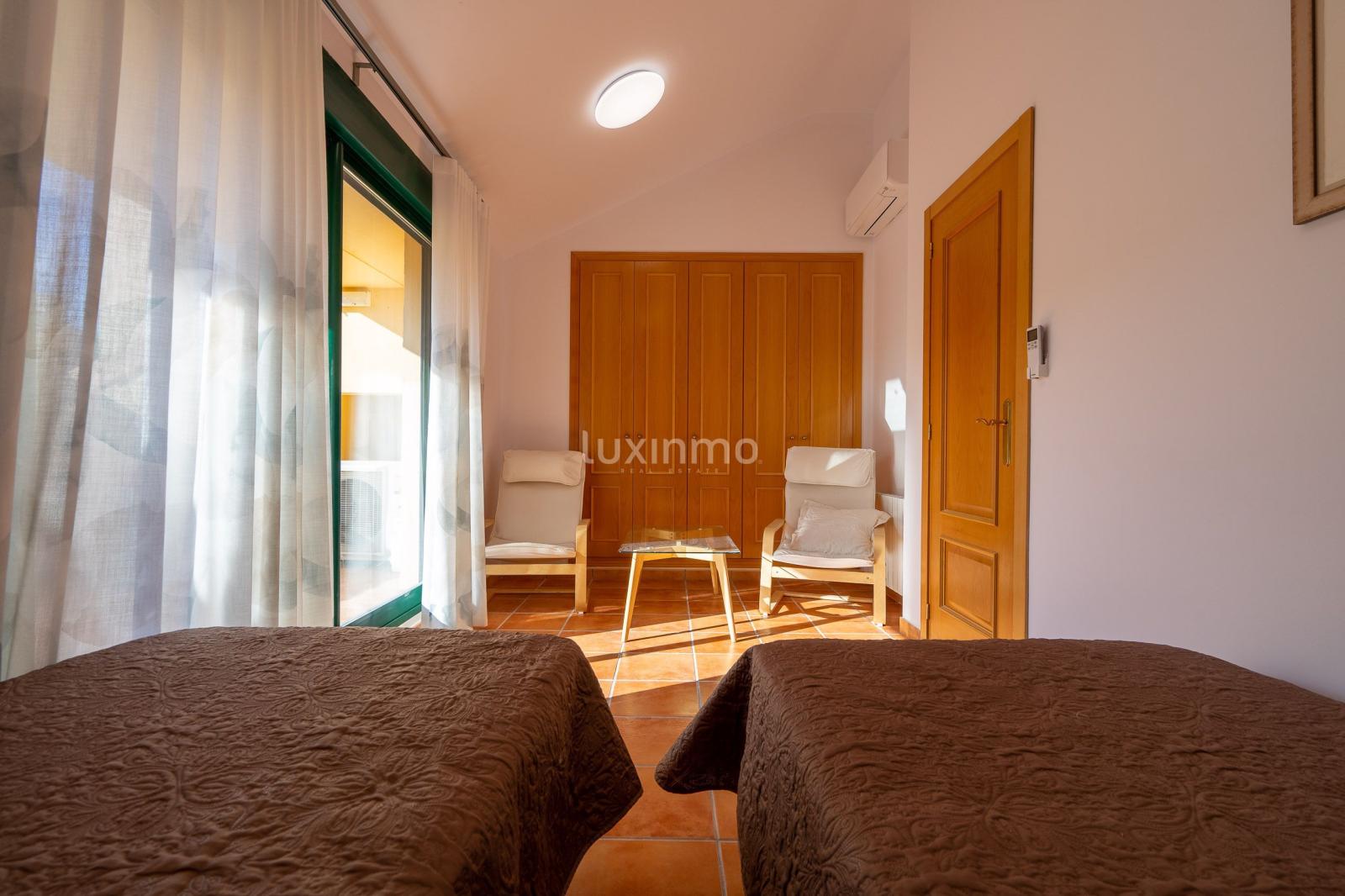 Chalet for Sale in Jávea