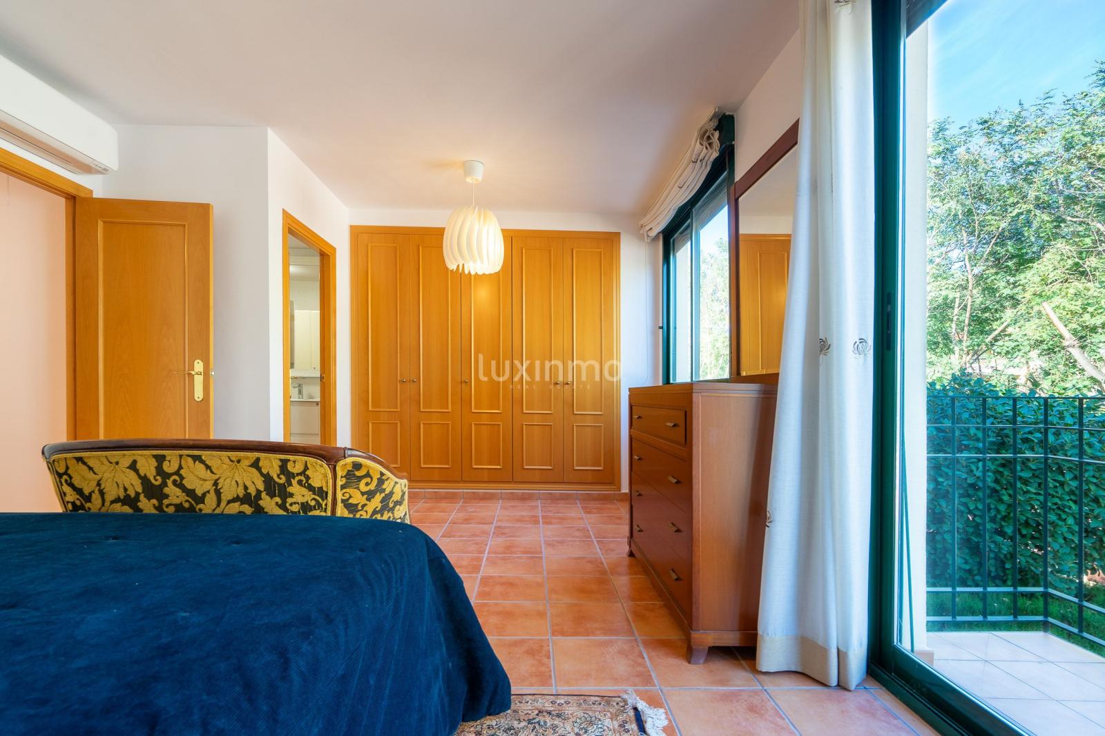 Chalet for Sale in Jávea