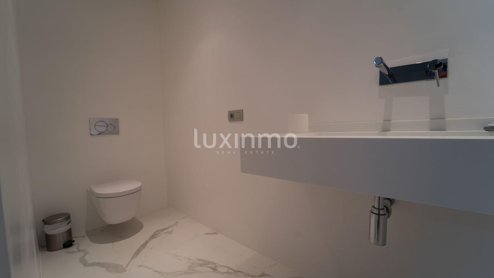 Chalet for Sale in Altea