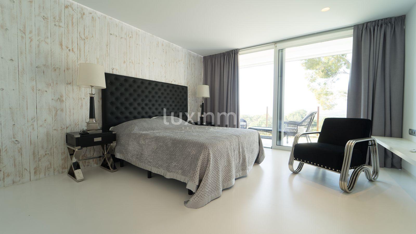 Chalet for Sale in Altea