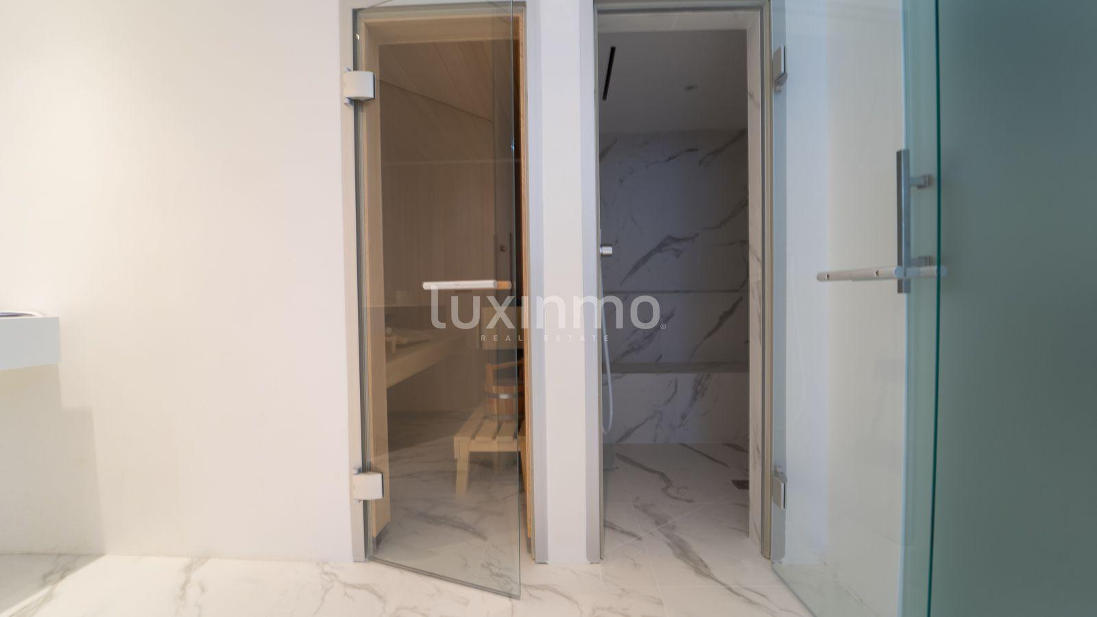 Chalet for Sale in Altea