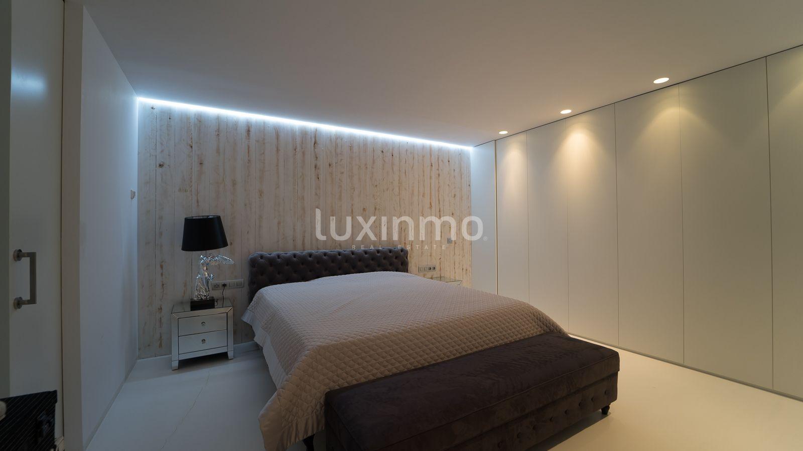 Chalet for Sale in Altea
