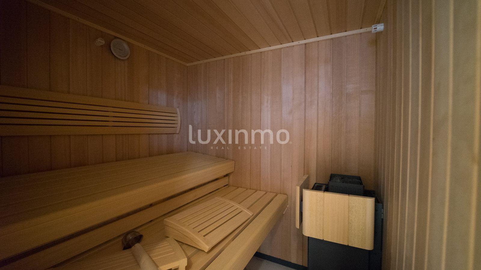 Chalet for Sale in Altea