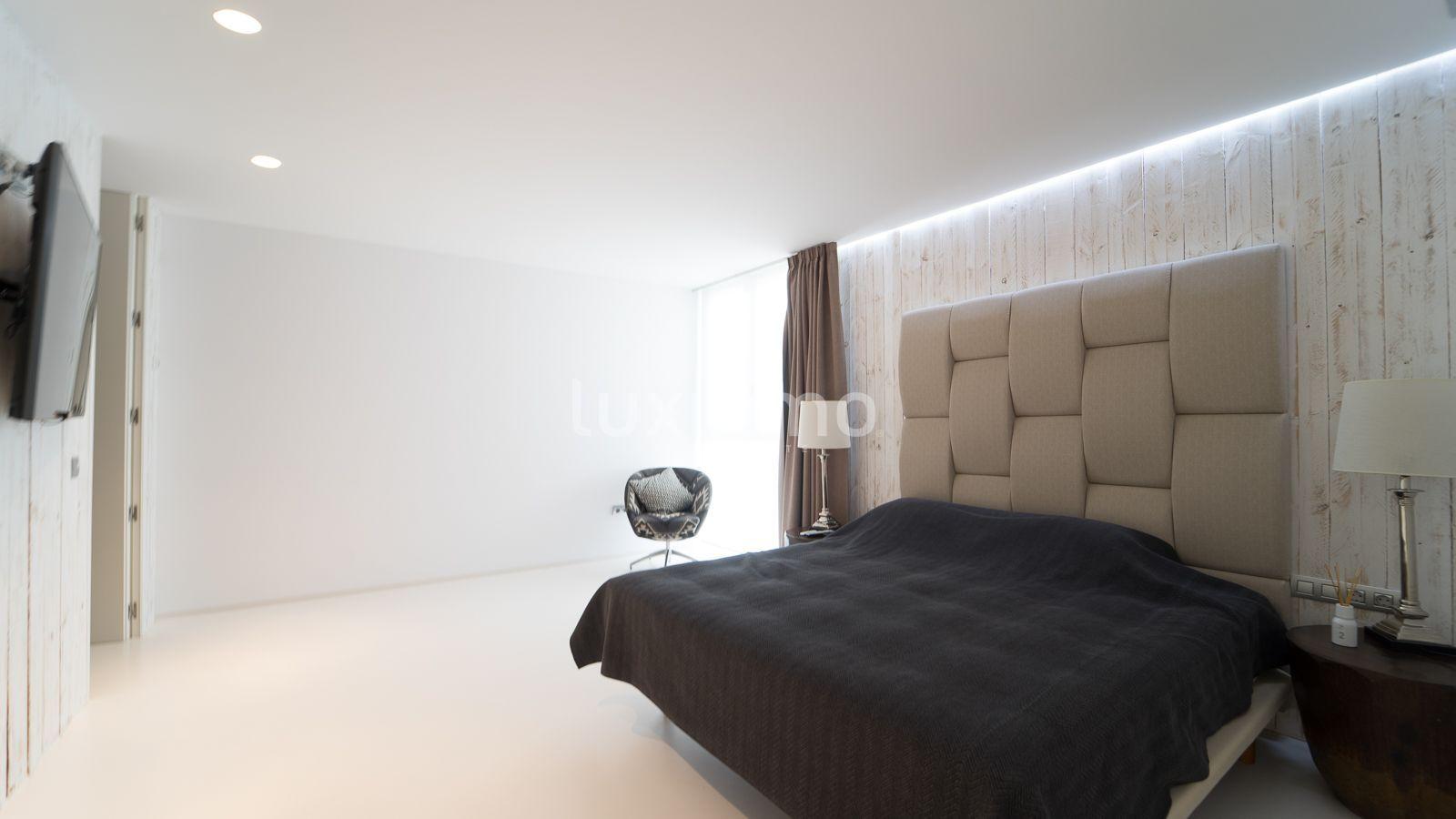 Chalet for Sale in Altea