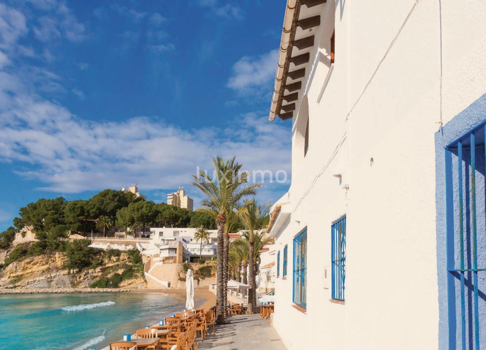 Chalet for Sale in Teulada